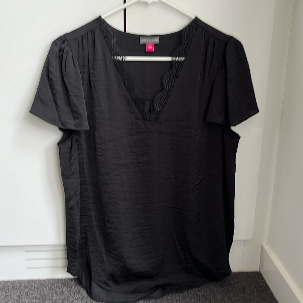 Vince Camuto Black Cap Sleeve Top With Lace Detail- size medium